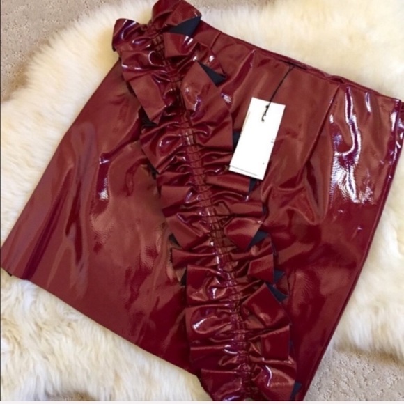 Alpha & Omega Patent Leather Ruffle Mini Skirt - Picture 3 of 5